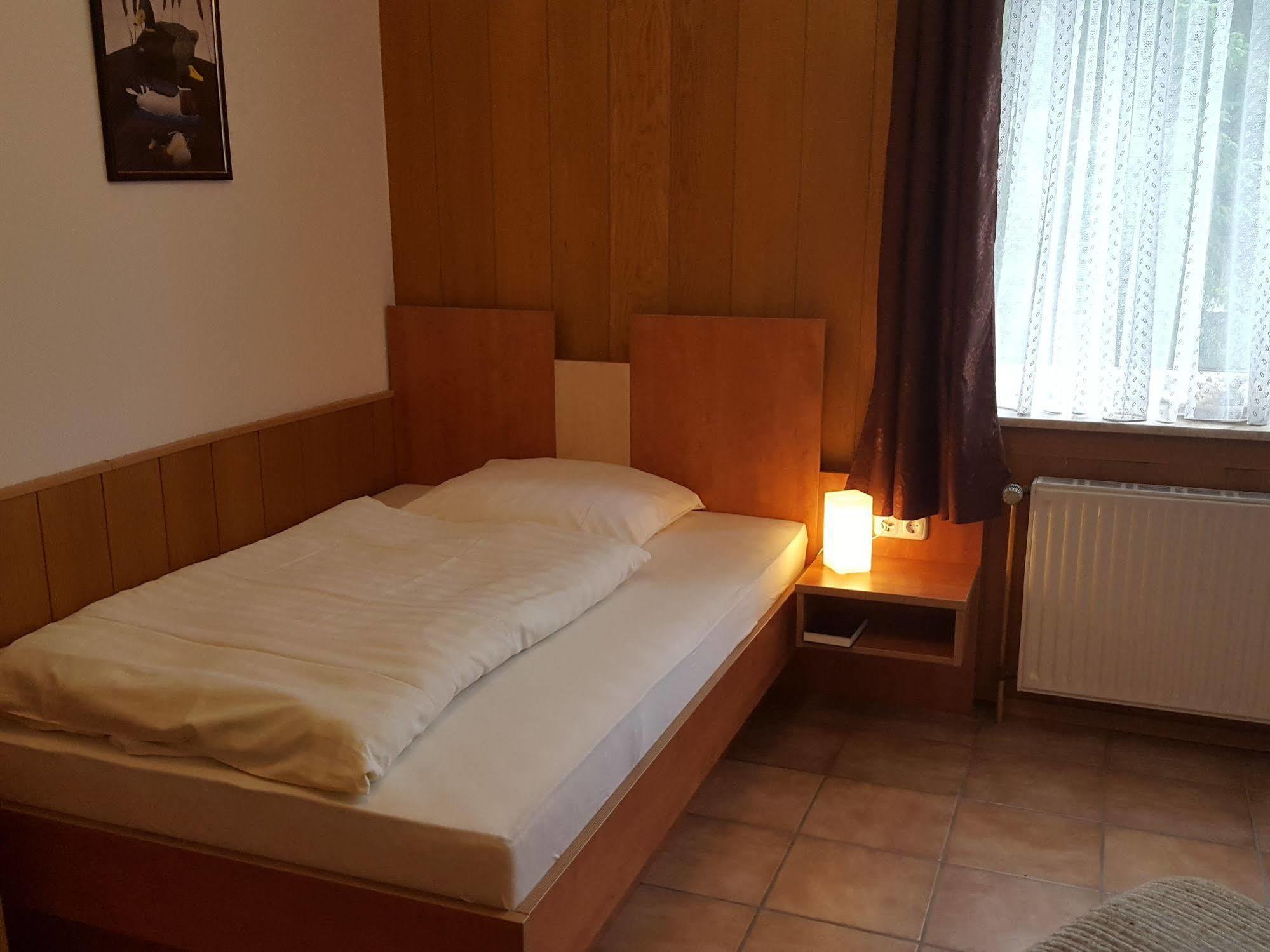 Waldhotel Zur Holzmuhle Eldagsen Екстер'єр фото
