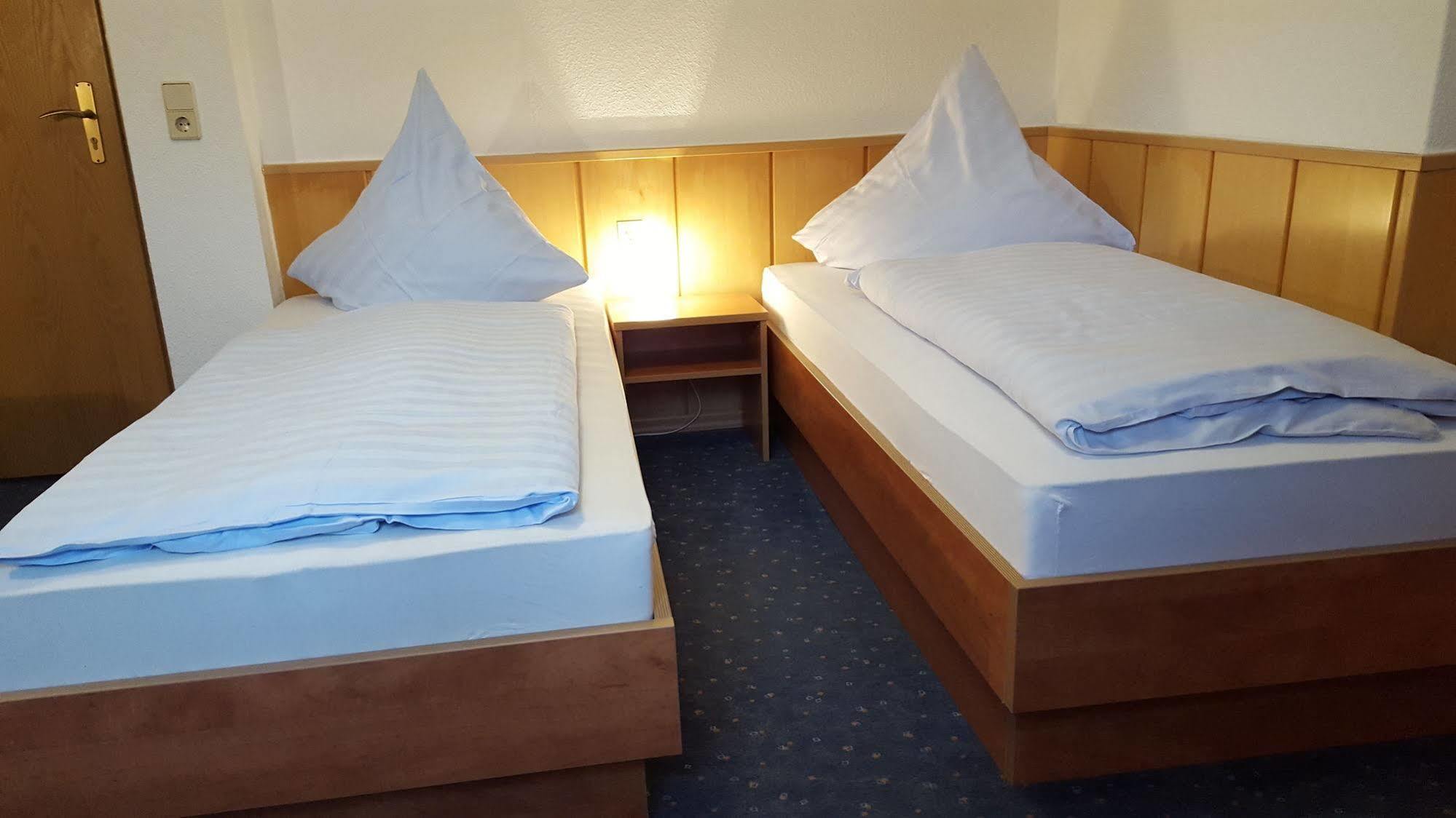 Waldhotel Zur Holzmuhle Eldagsen Екстер'єр фото