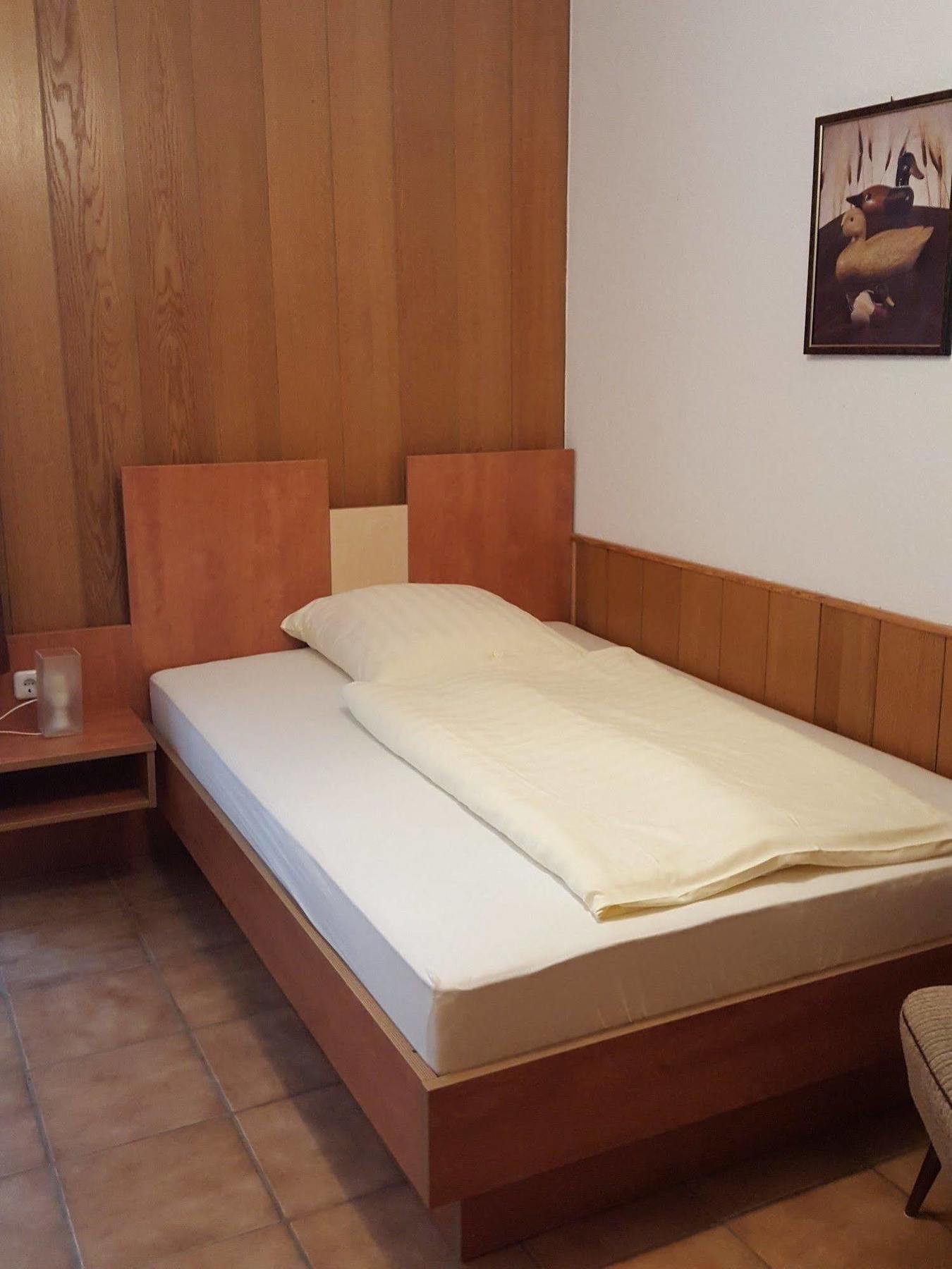 Waldhotel Zur Holzmuhle Eldagsen Екстер'єр фото