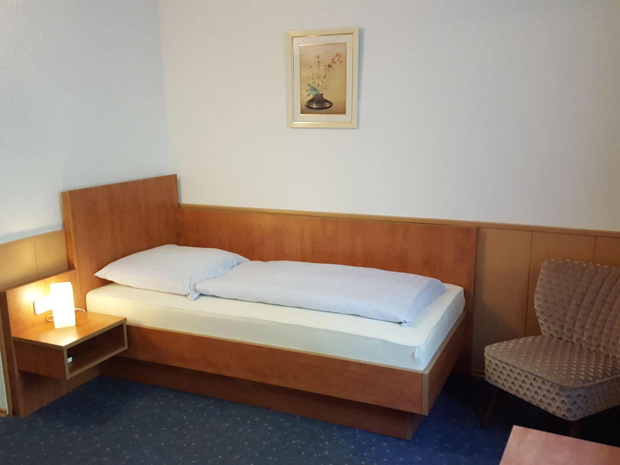 Waldhotel Zur Holzmuhle Eldagsen Екстер'єр фото