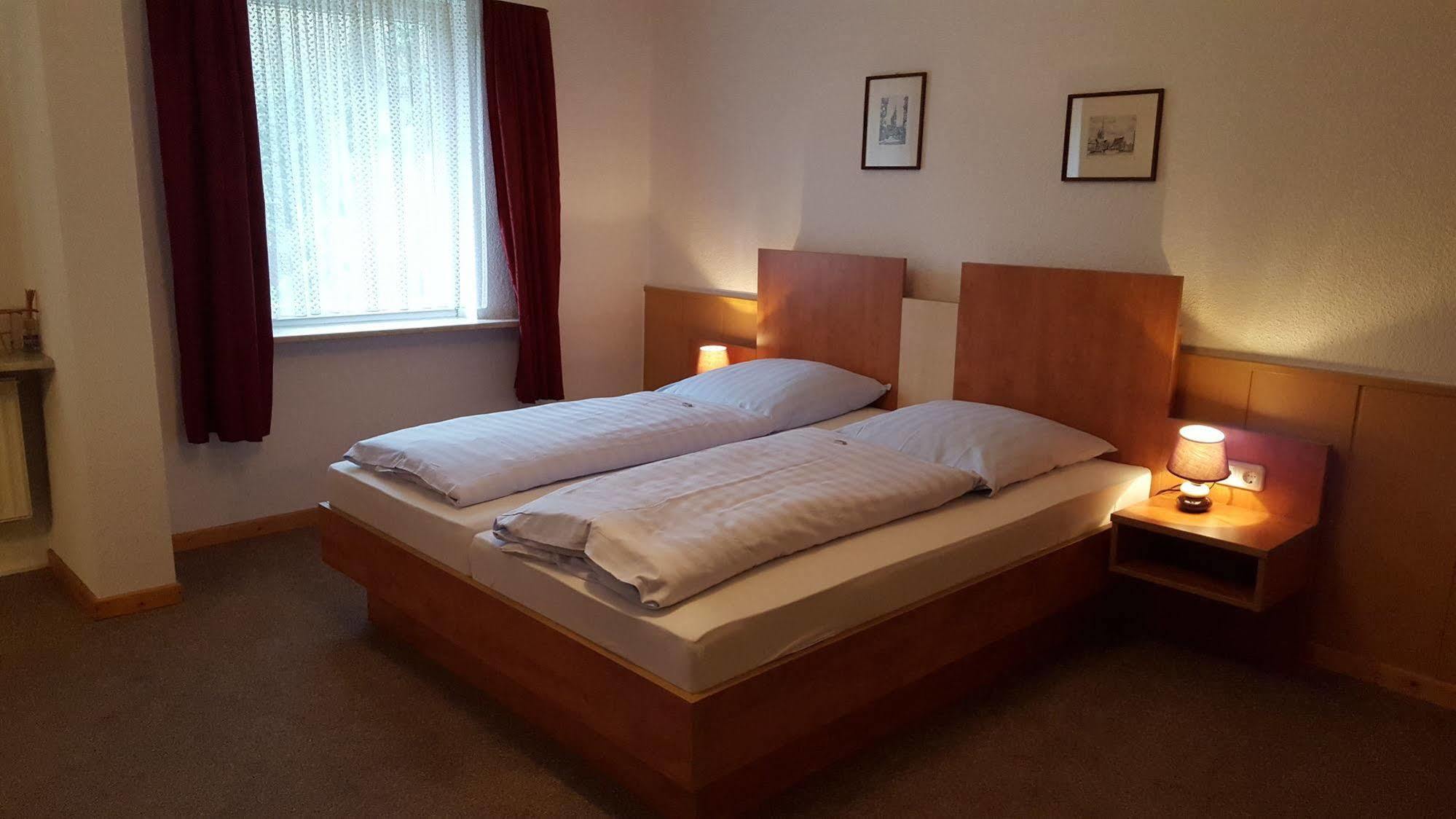 Waldhotel Zur Holzmuhle Eldagsen Екстер'єр фото