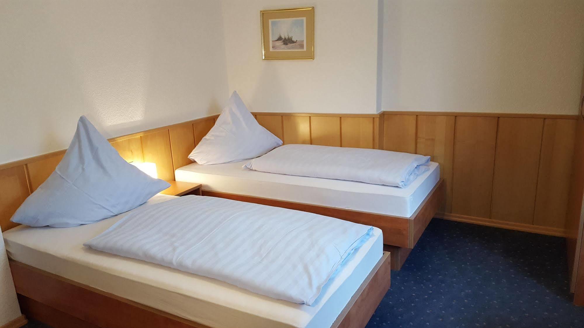 Waldhotel Zur Holzmuhle Eldagsen Екстер'єр фото